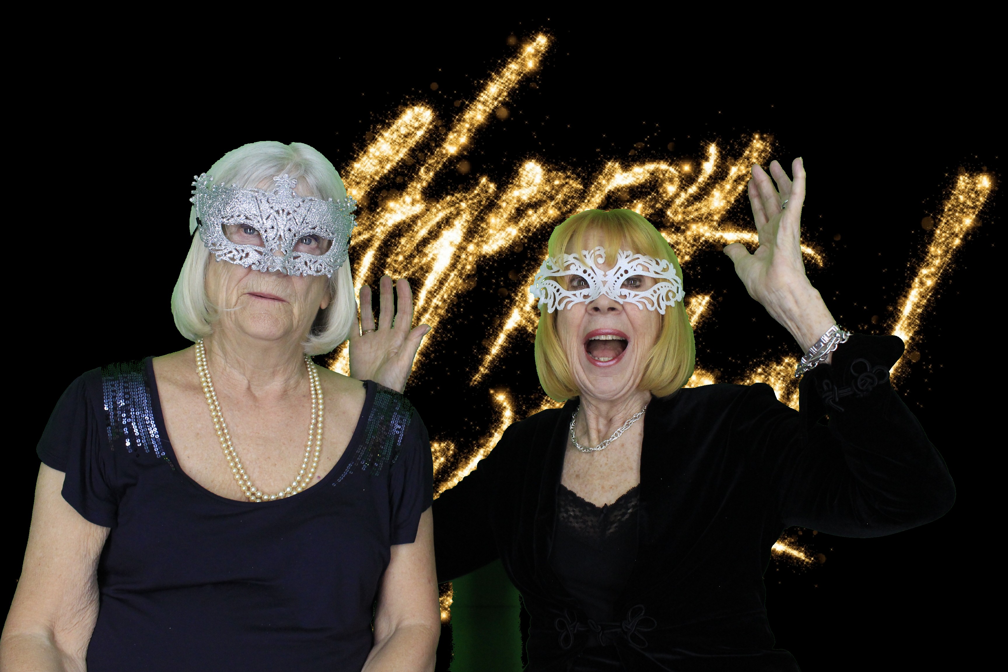 New Years Eve Party Silvermere | View more photos from the event at gallery.myphotoboothexperience.co.uk/u/MyPhotoBoothExperienceLtd/New-Years-Eve-Party-Silvermere
